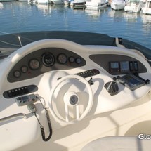 Azimut 46