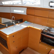 Jeanneau Sun Odyssey 379