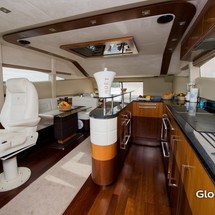 Galeon 640 FLY