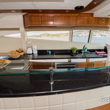 Galeon 640 FLY