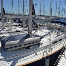 Beneteau Oceanis Clipper 423