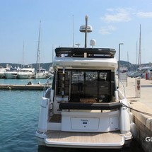 Bavaria R40 Fly
