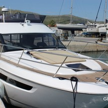 Bavaria R40 Fly