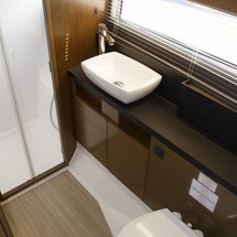 Bavaria R40 Fly