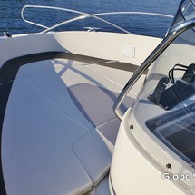 Quicksilver 635 Commander