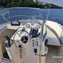 Quicksilver 635 Commander