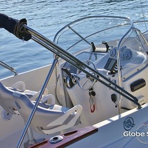 Quicksilver 635 Commander