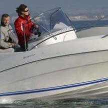 Quicksilver 635 Commander