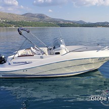 Quicksilver 635 Commander