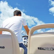 Quicksilver Activ 675 Open