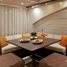Azimut 85