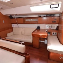 Beneteau Oceanis 54