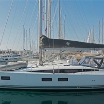Jeanneau 51