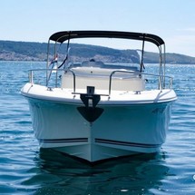 Jeanneau Cap Camarat 7.5 CC