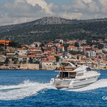 Fairline Squadron 65