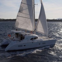 Lagoon 380