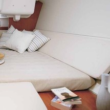 Beneteau Oceanis 37