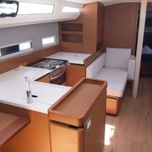 Jeanneau Sun Odyssey 410