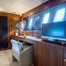 Sunseeker 90