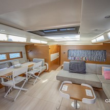 Hanse 675