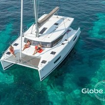 Fountaine Pajot Lucia 40