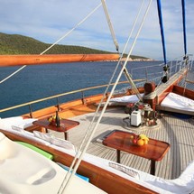 Kaya Guneri V