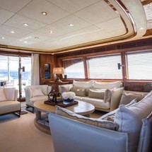 Ferretti 112