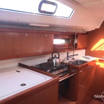 Beneteau Oceanis 40