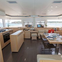 Lagoon 560 S2