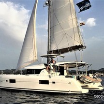 Lagoon 42