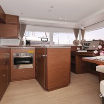 Lagoon 450 SporTop