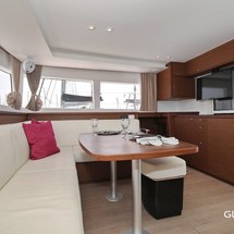 Lagoon 450 SporTop