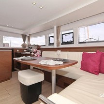 Lagoon 450 SporTop
