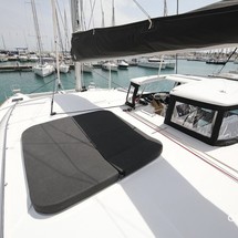 Lagoon 450 SporTop