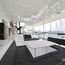 Lagoon 450 SporTop