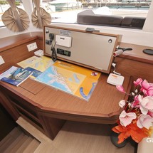 Lagoon 450 SporTop