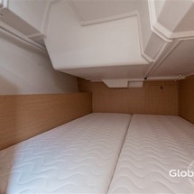 Beneteau Oceanis 38.1