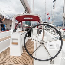 Beneteau Oceanis 38.1