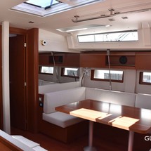 Beneteau Oceanis 51.1