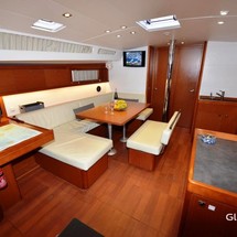 Beneteau Oceanis 48