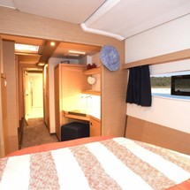 Fountaine Pajot Lucia 40