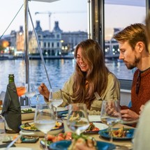 Bali catamarans 4.0 lounge