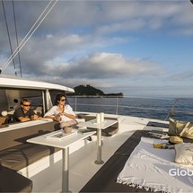 Bali catamarans 4.0 lounge