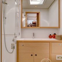 Lagoon 620