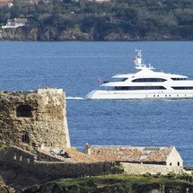 Heesen Asya