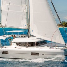 Lagoon 42
