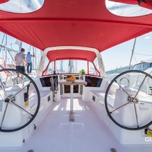 Beneteau Oceanis 38