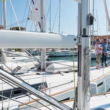 Beneteau Oceanis 38