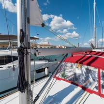 Beneteau Oceanis 38