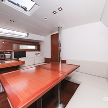 Beneteau Oceanis 45